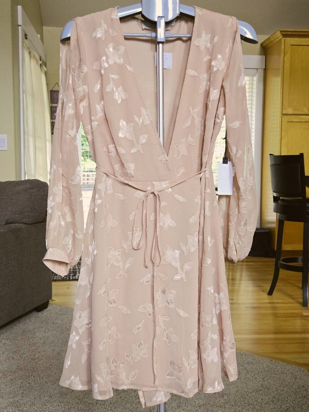 NWT ASTR The Label sz small burnout floral wrap dress with long split sleeves